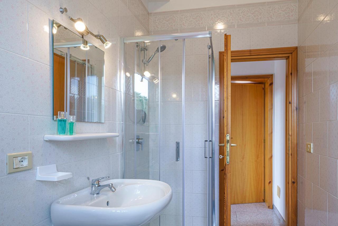 Aethalia - A 300Mt Dal Mare Apartment Marina di Campo Luaran gambar